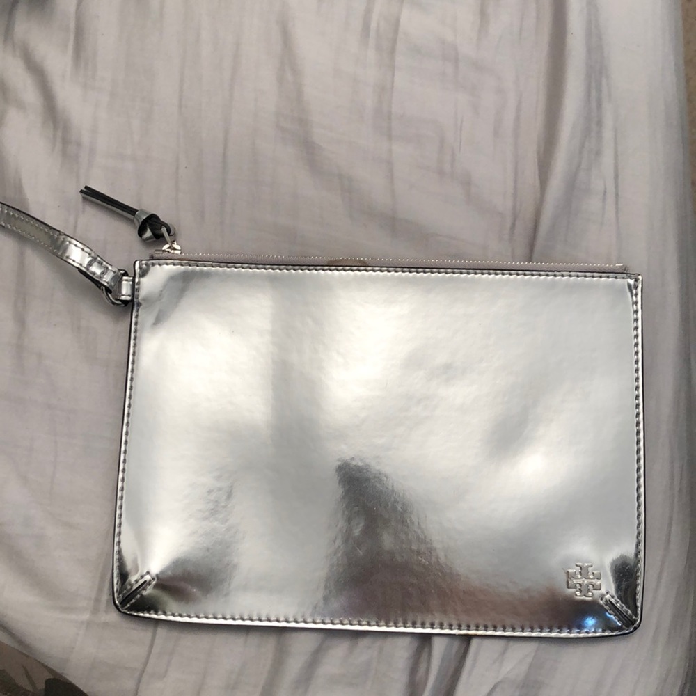 TORY BURCH Large Wristlet